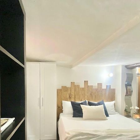 Apartament La Casa Del Duca Genua Zewnętrze zdjęcie